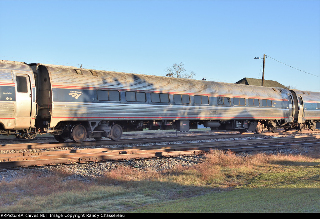 Amtrak 25017